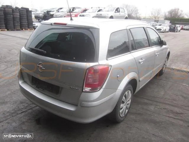 Opel Astra H 1.7CDTi Z17DTR Para Peças - 37