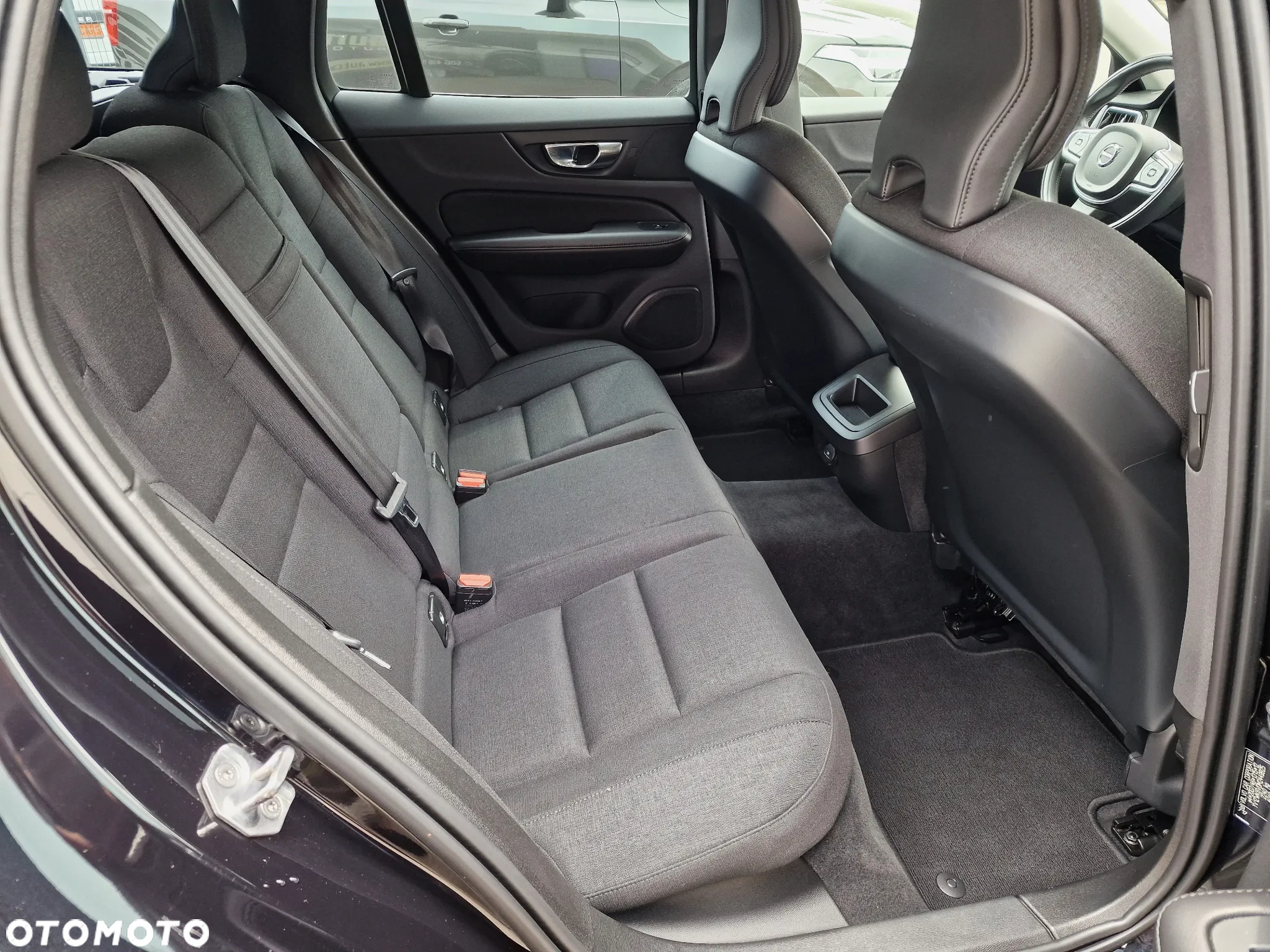 Volvo V60 B3 B Geartronic Momentum Pro - 22