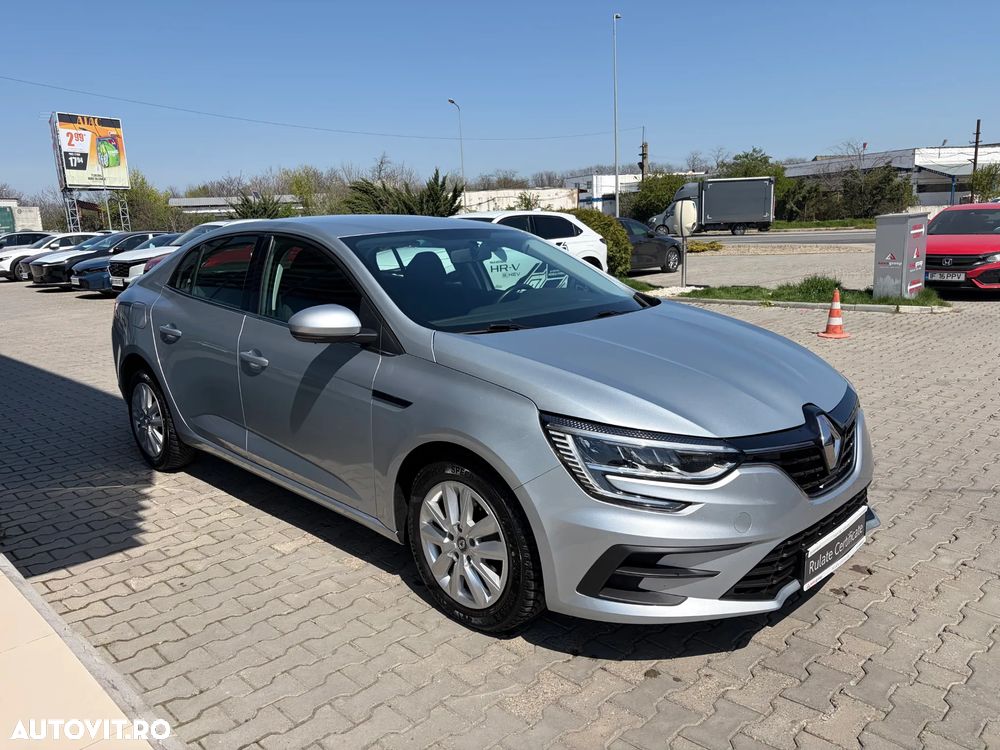 Renault Megane TCe GPF Zen - 7