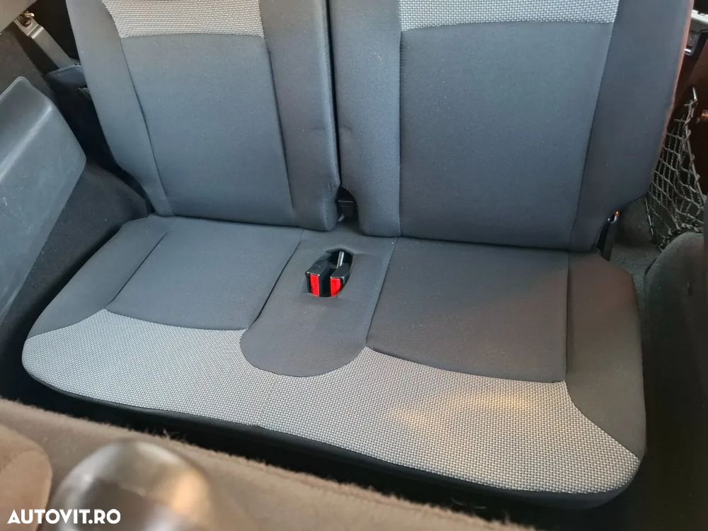 Dacia Lodgy 1.6 102 CP Ambiance - 12
