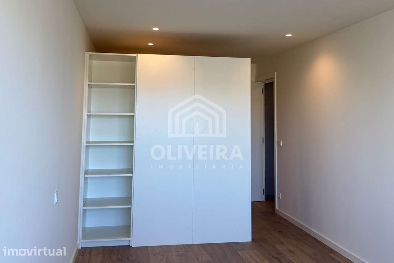 Apartamento T2 Para arrendamento em Maximinos - Grande imagem: 4/18