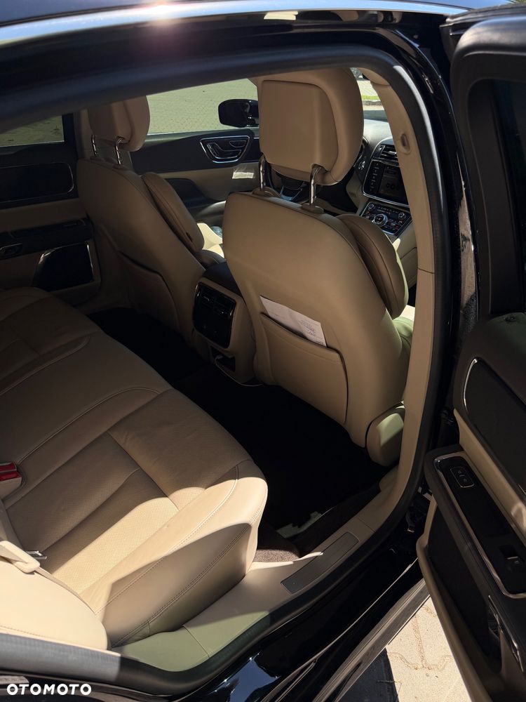 Lincoln Continental - 23