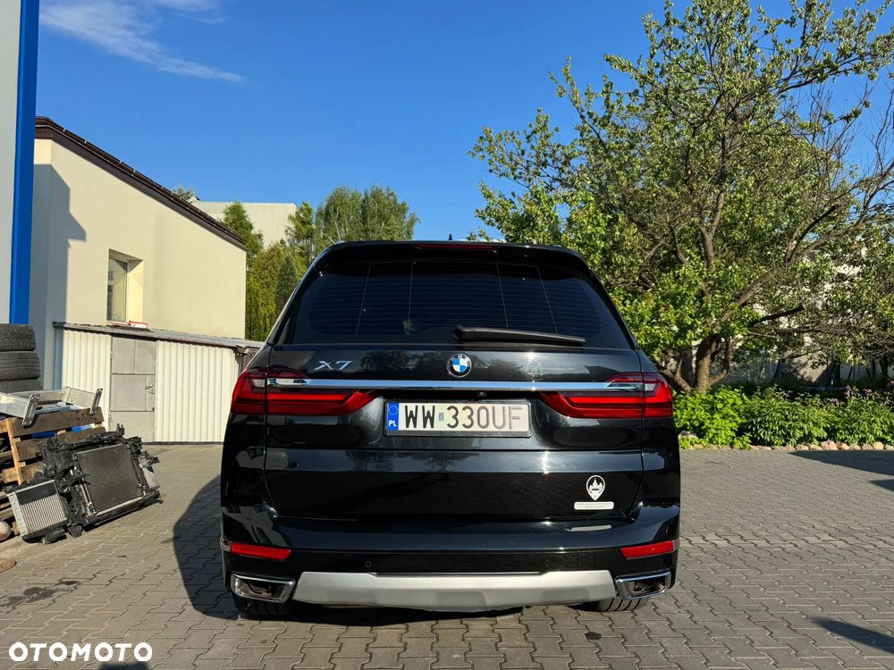 BMW X7 xDrive40i - 4