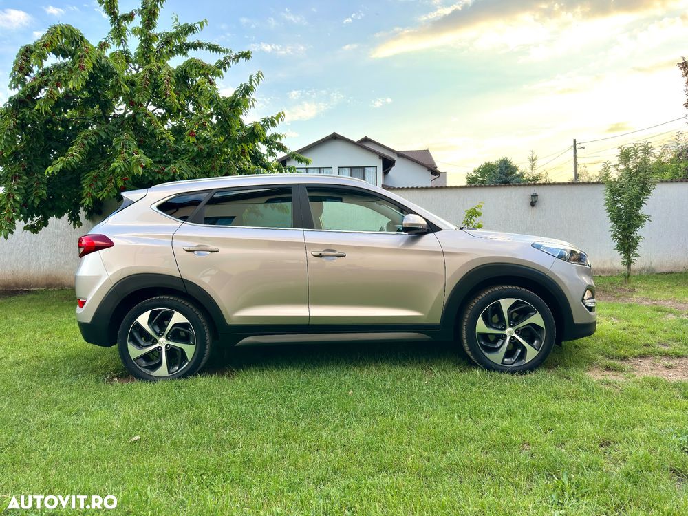 Hyundai Tucson blue 1.7 CRDi 2WD Style - 31