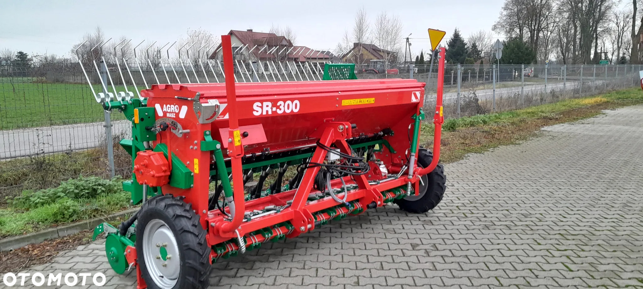Agro-Masz SIEWNIK 2-TALERZOWY SR300 ŚCIEŻKI AM+ - 2