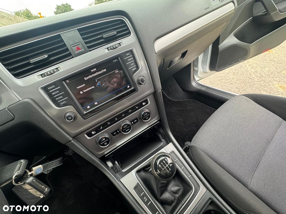 Volkswagen Golf VII 1.6 TDI BMT Comfortline - 35