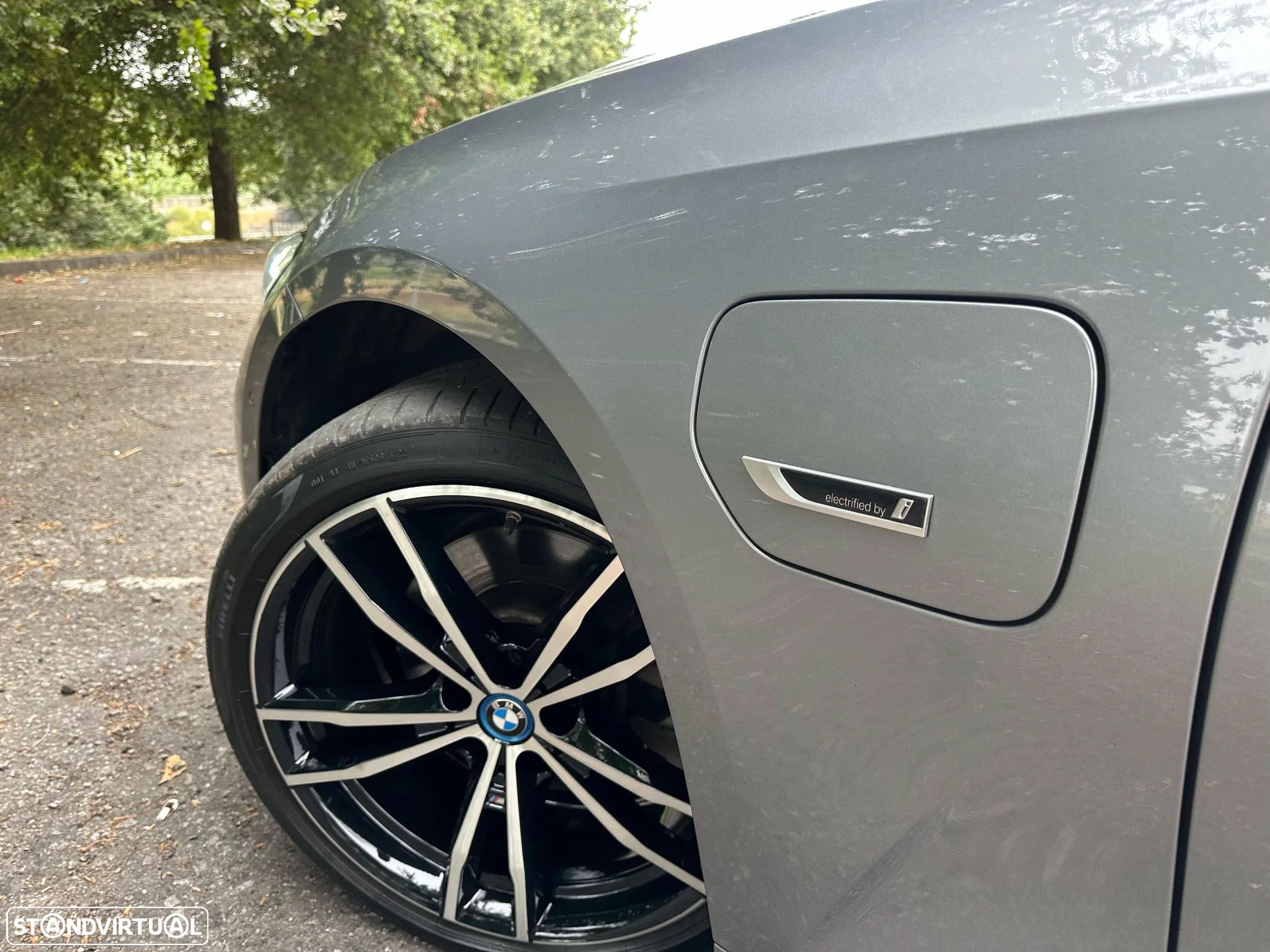 BMW 330 e Touring Pack Desportivo M Auto - 22