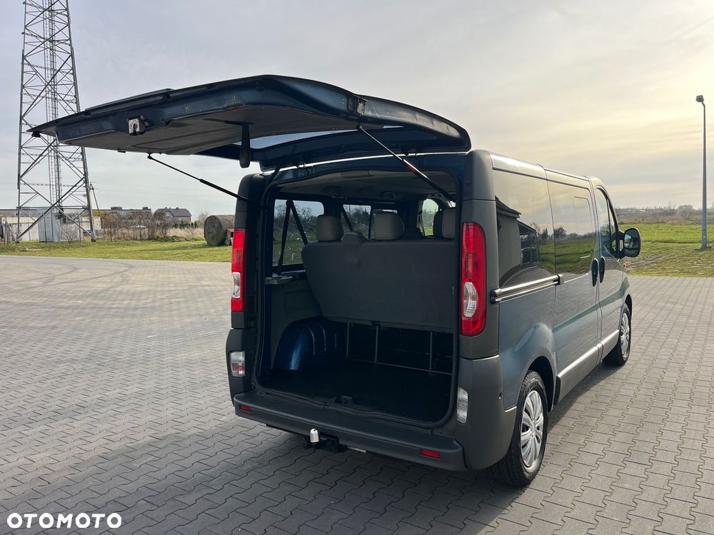 Opel Vivaro L1H1 2.7t - 24