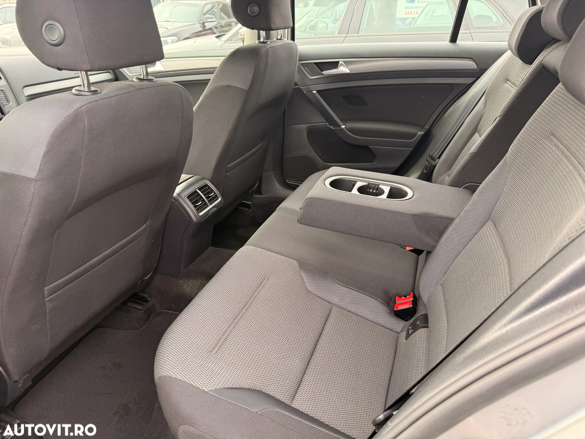 Volkswagen Golf 1.6 TDI BMT Trendline - 10