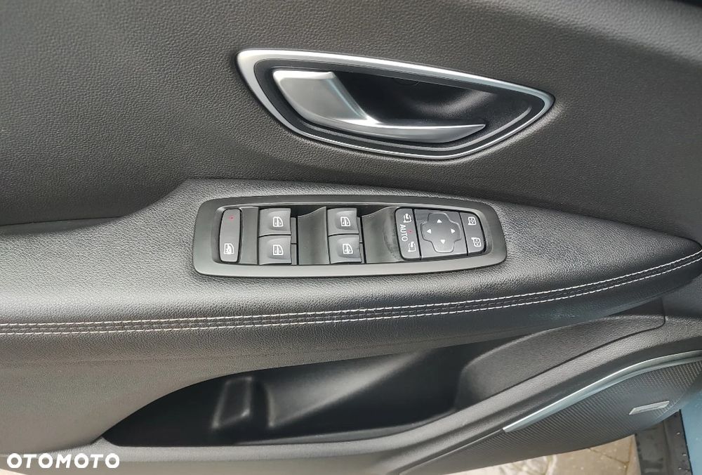 Renault Grand Scenic BLUE dCi 120 BOSE EDITION - 28