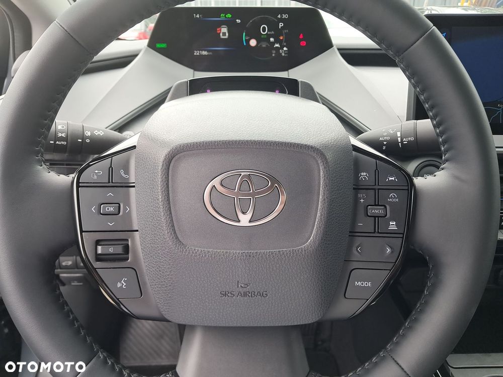 Toyota Prius - 30