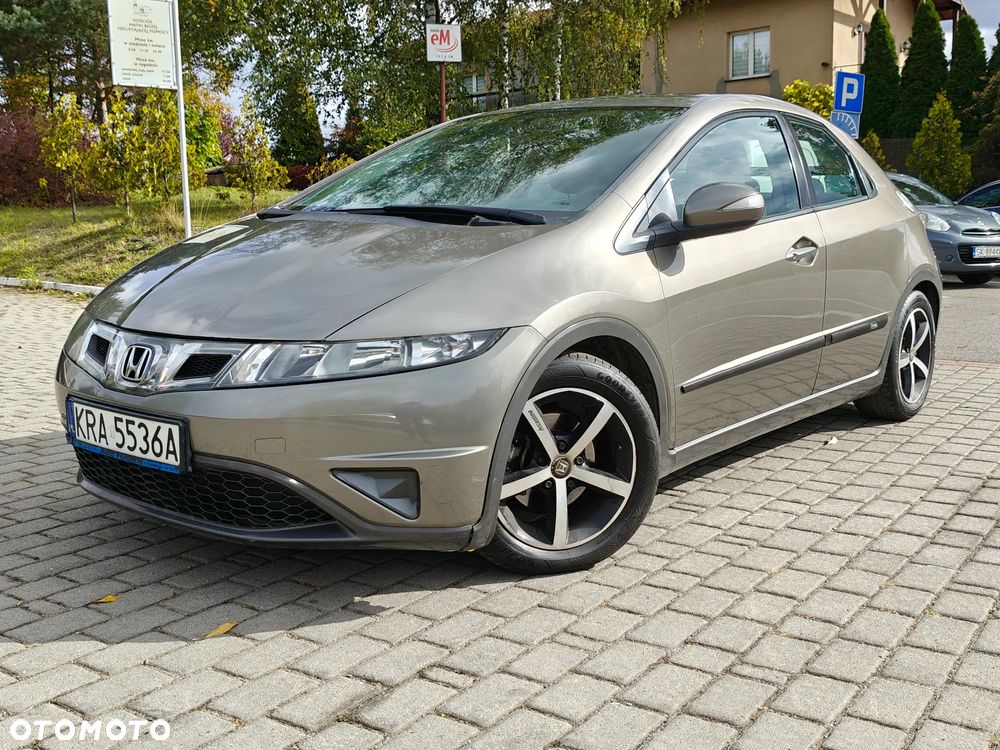 Honda Civic 1.8 Comfort - 1