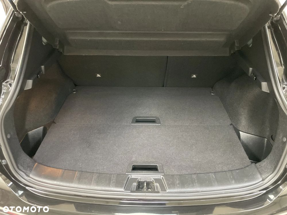 Nissan Qashqai 1.3 DIG-T N-Connecta DCT - 17