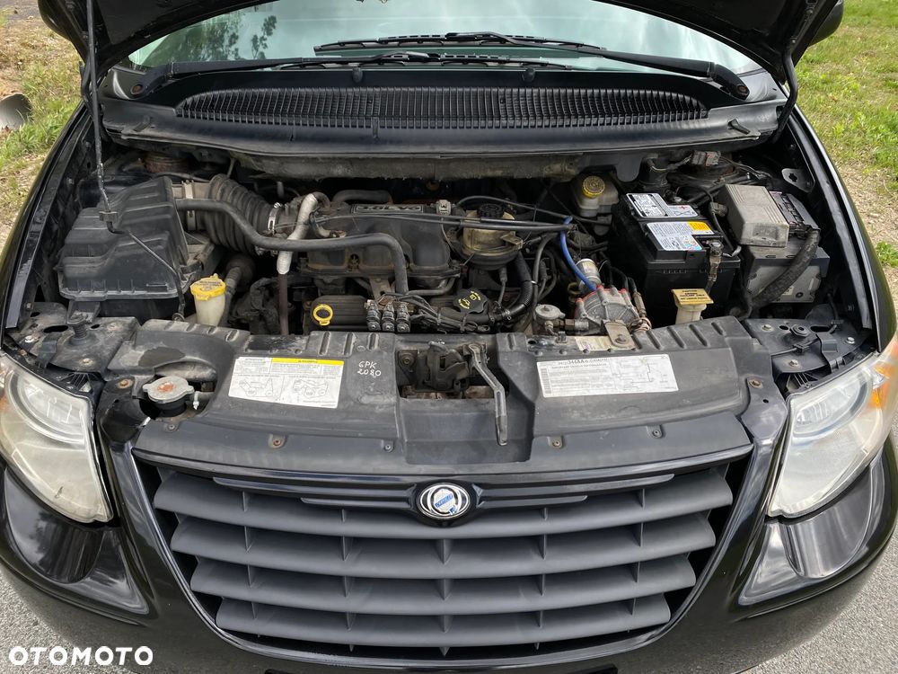 Chrysler Town & Country 3.8 - 20