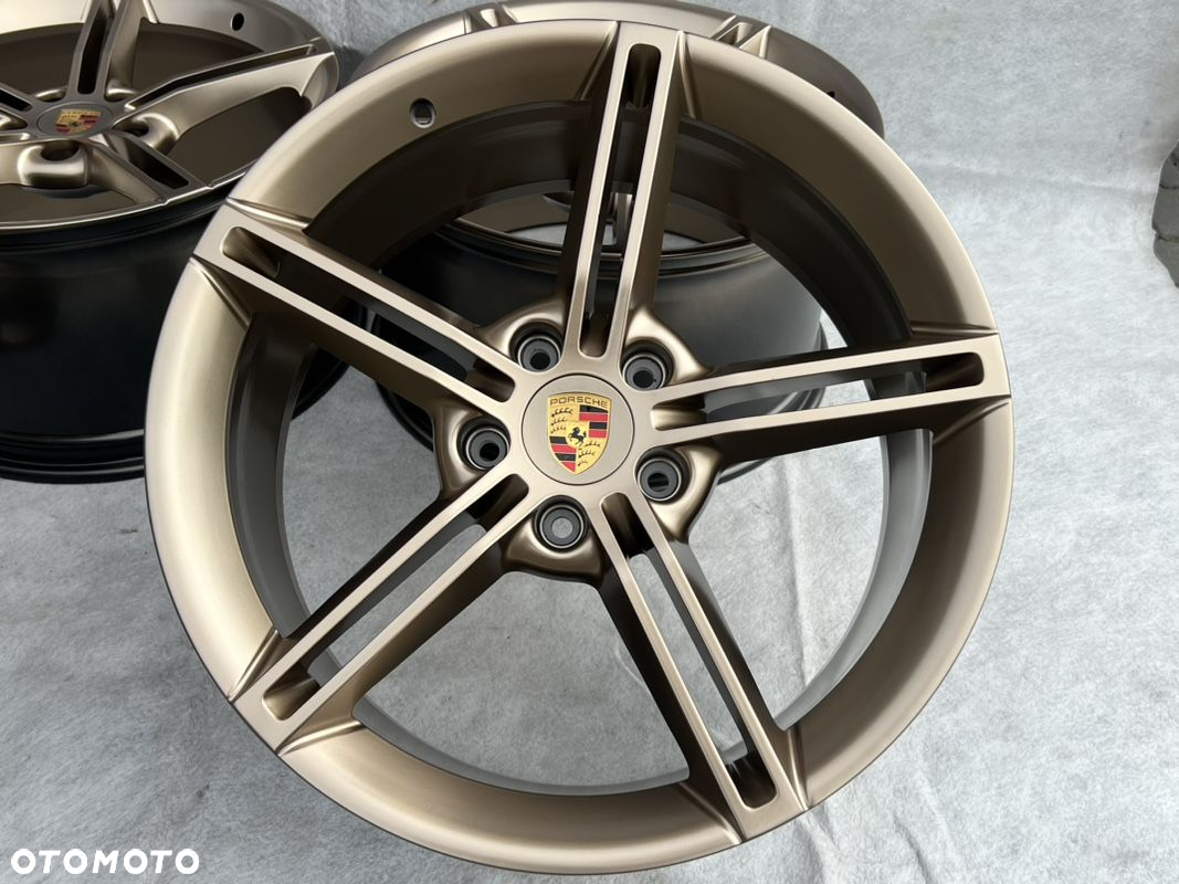 Felgi Porsche Taycan 21'' Golg Edytion oryginalne - 12