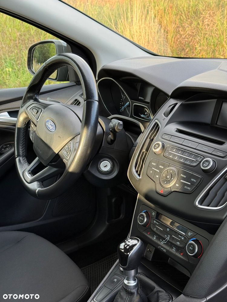 Ford Focus 1.5 EcoBoost Active - 7