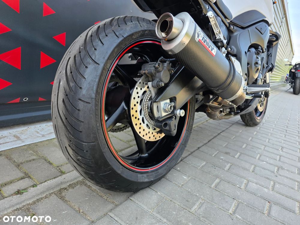 Yamaha FZ - 6