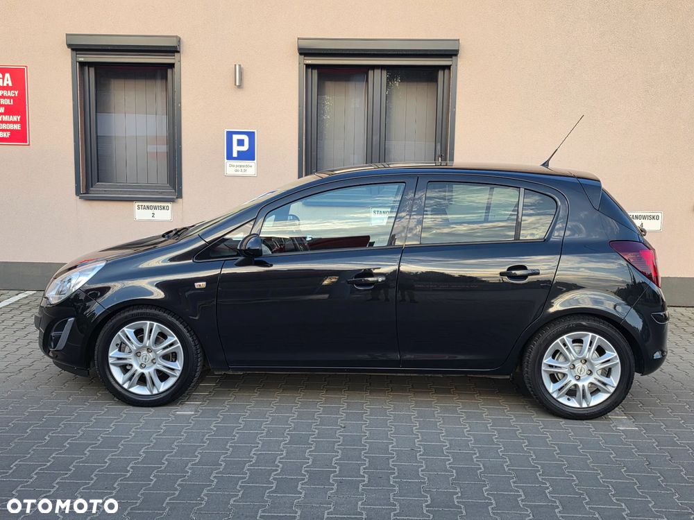 Opel Corsa 1.2 16V Cosmo - 21