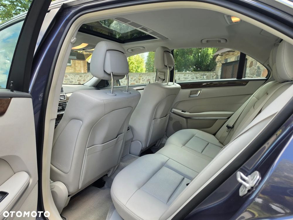 Mercedes-Benz Klasa E 350 Elegance - 11