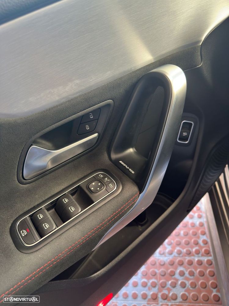 Mercedes-Benz CLA 220 d Shooting Brake AMG Line Aut. - 15