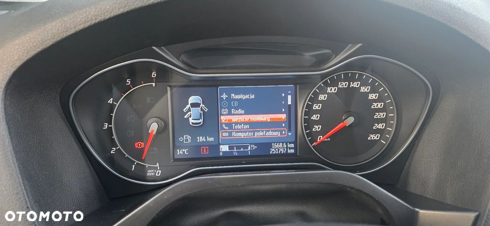 Ford S-Max 2.0 TDCi DPF Titanium - 10