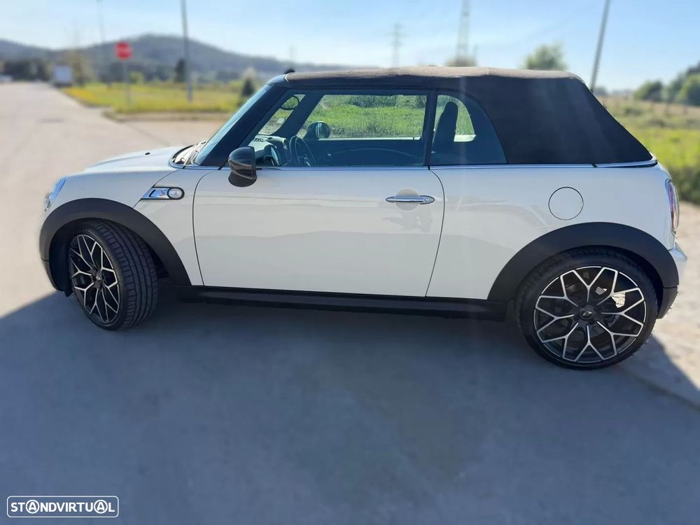 MINI Cabrio Cooper S - 9
