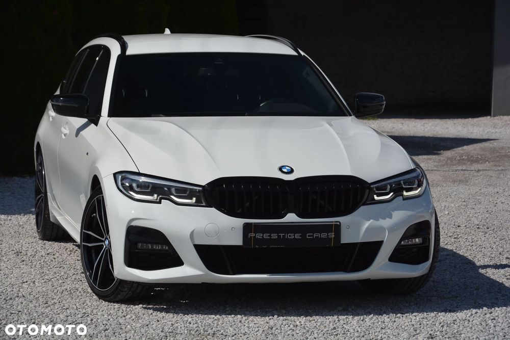 BMW Seria 3 320d Touring Edition M Sport Shadow