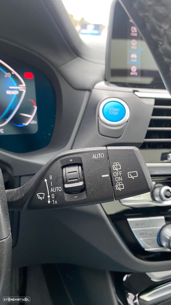 BMW iX3 Inspiring - 35