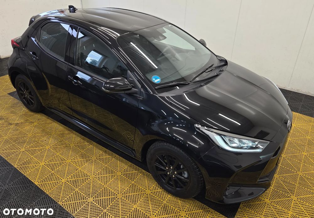 Toyota Yaris Hybrid 1.5 Executive - 11