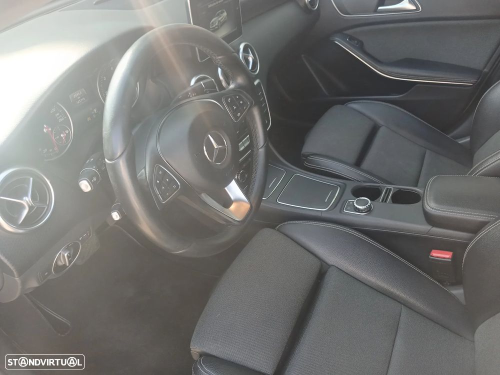 Mercedes-Benz A 160 CDI BE Style Aut. - 53