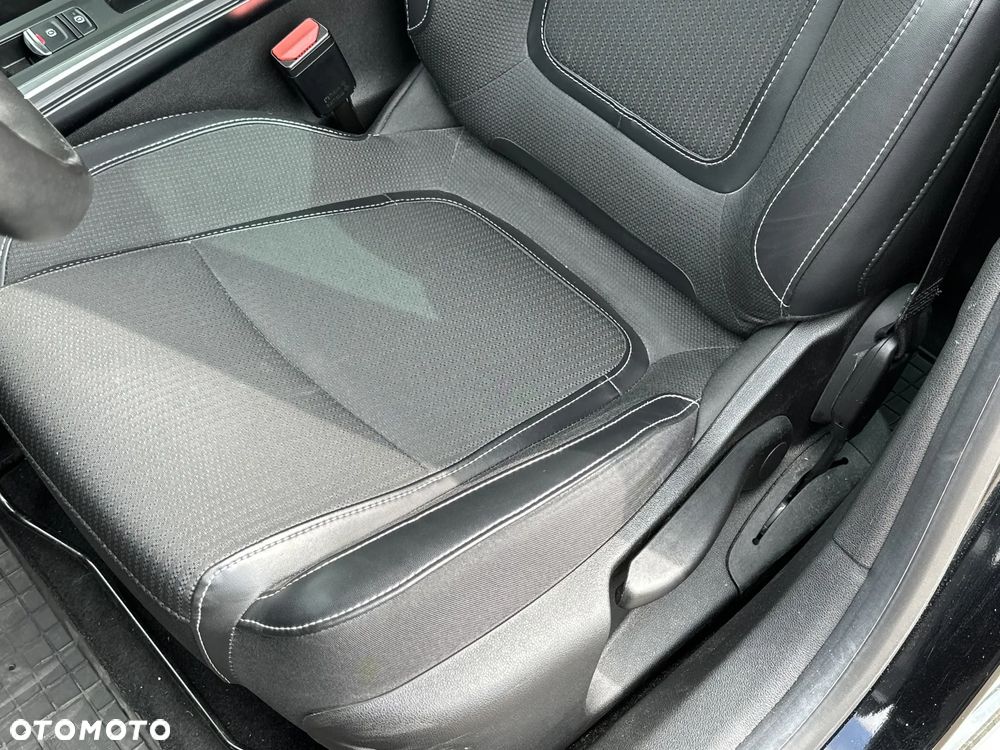 Renault Megane 1.3 TCe FAP Intens EDC - 13