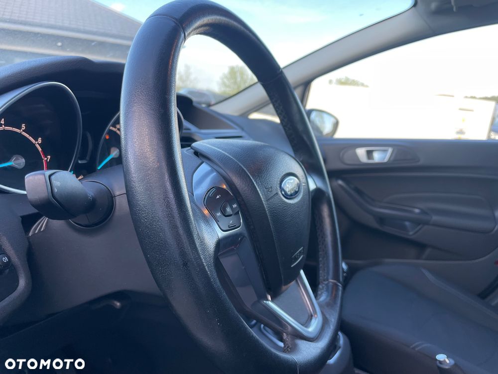 Ford Fiesta - 8