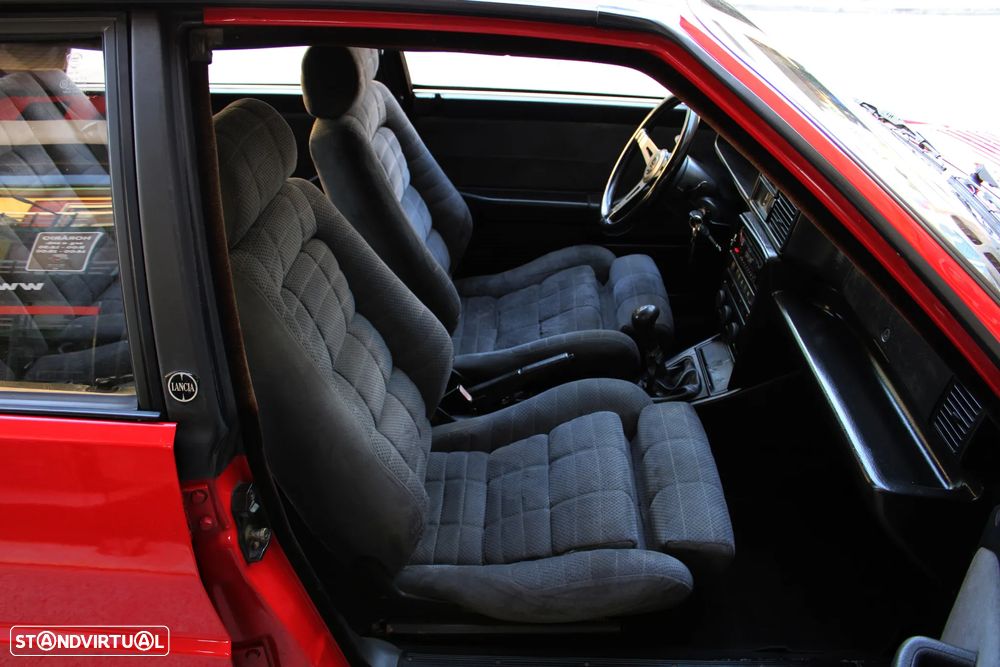 Lancia Delta 1.6 HF Turbo - 7