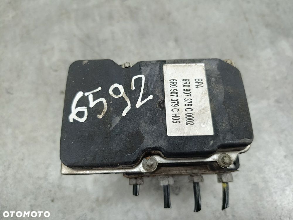 POMPA ABS SKODA FABIA II 6Q0614117D 6R0907379C 0265231945 0265800635  BOSCH - 7
