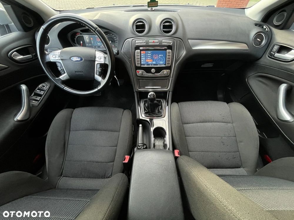 Ford Mondeo 2.0 Viva Titanium - 23