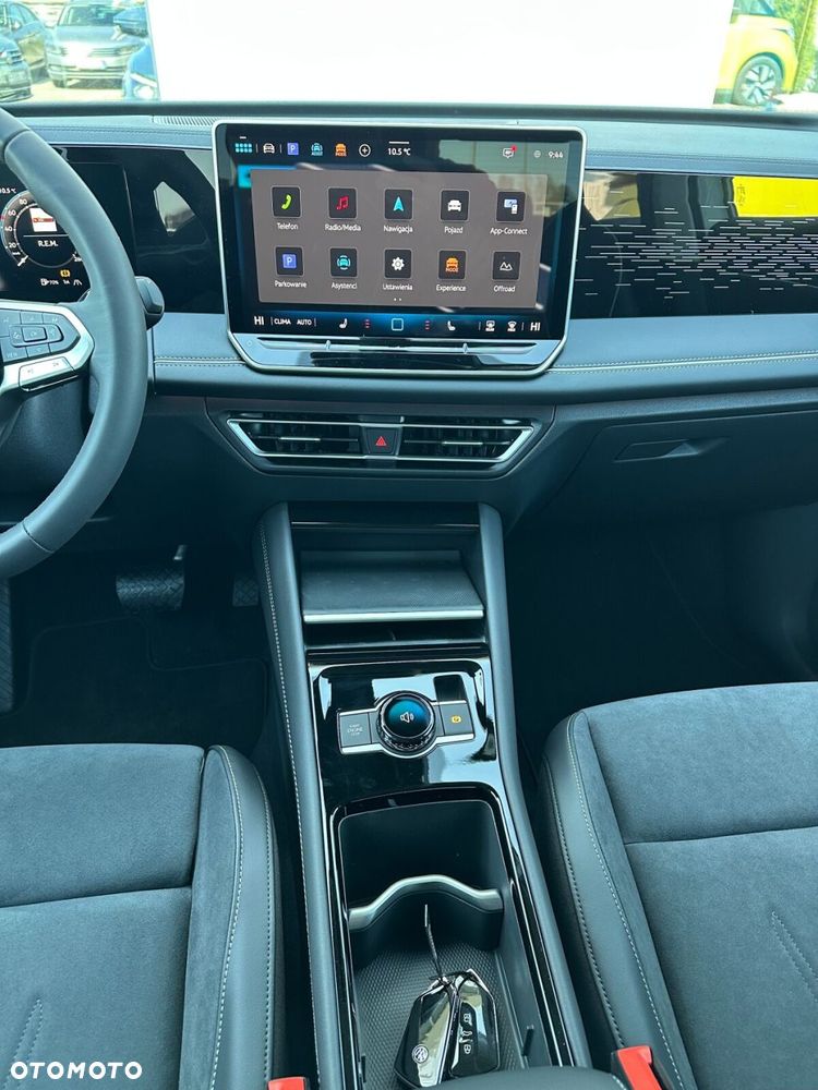 Volkswagen Tiguan - 24