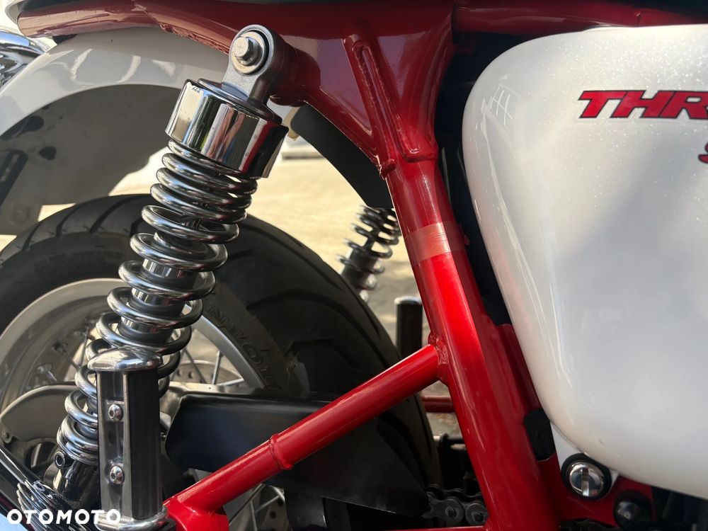 Triumph Thruxton - 15