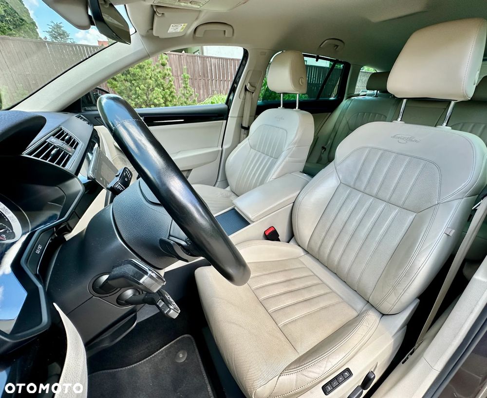 Skoda Superb 2.0 TDI SCR 4x4 L&K DSG - 16