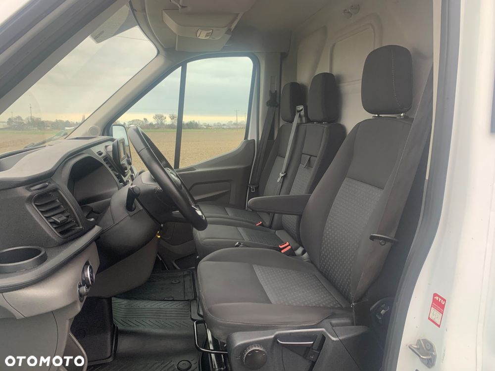 Ford Transit - 23