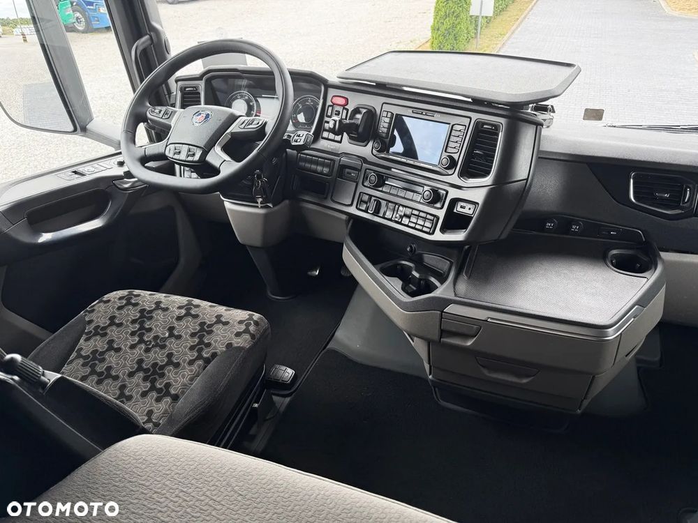 Scania S 450 / ACC / OBRACANY FOTEL / FULL LED / RETARDER / DUŻA NAVI / VIRTUAL KOKPIT / Z NIEMIEC - 28