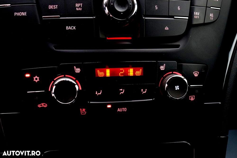 Opel Insignia 2.0 CDTI Sport - 10