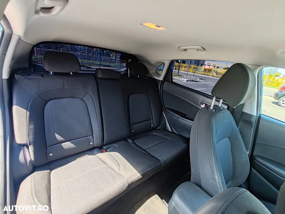 Hyundai KONA 1.0 T-GDI 120 CP 7 DCT 2WD Highway - 17