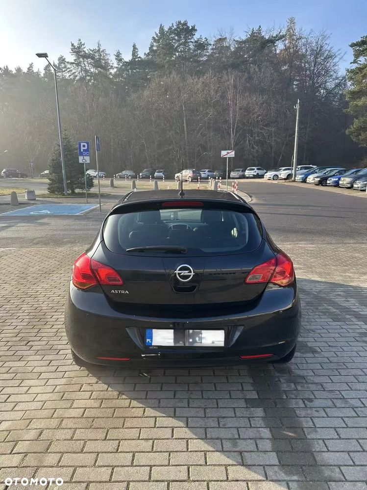 Opel Astra 1.6 Enjoy - 8