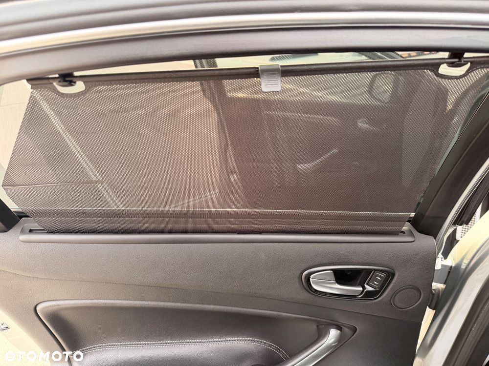 Ford Mondeo 2.5 Titanium S - 15