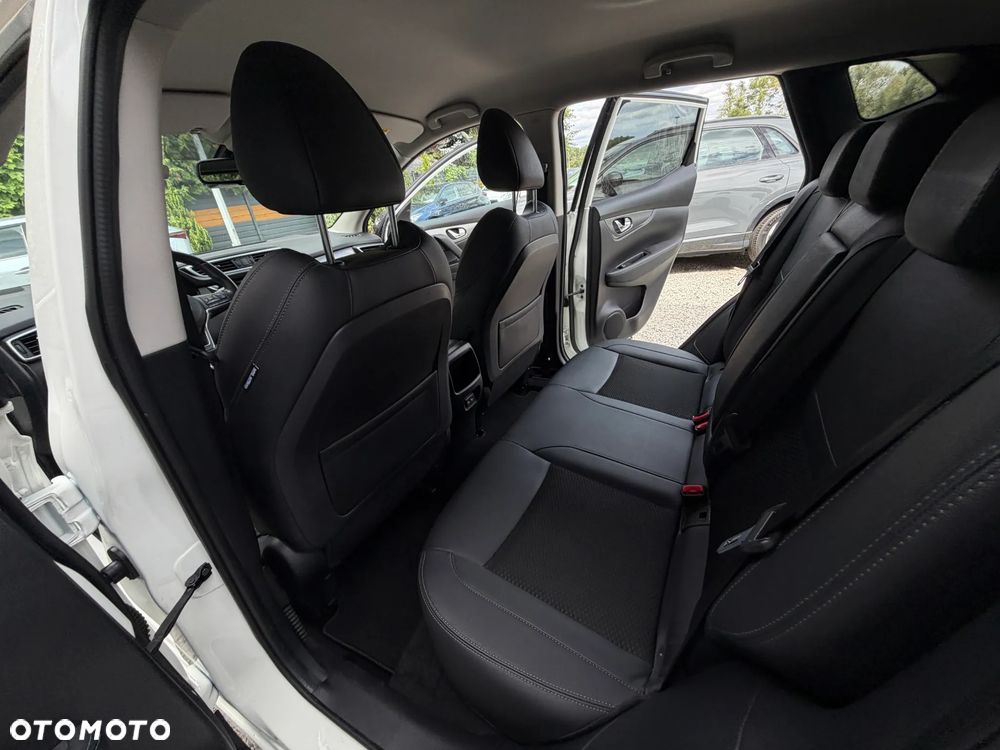 Nissan Qashqai 1.3 DIG-T DCT TEKNA - 20