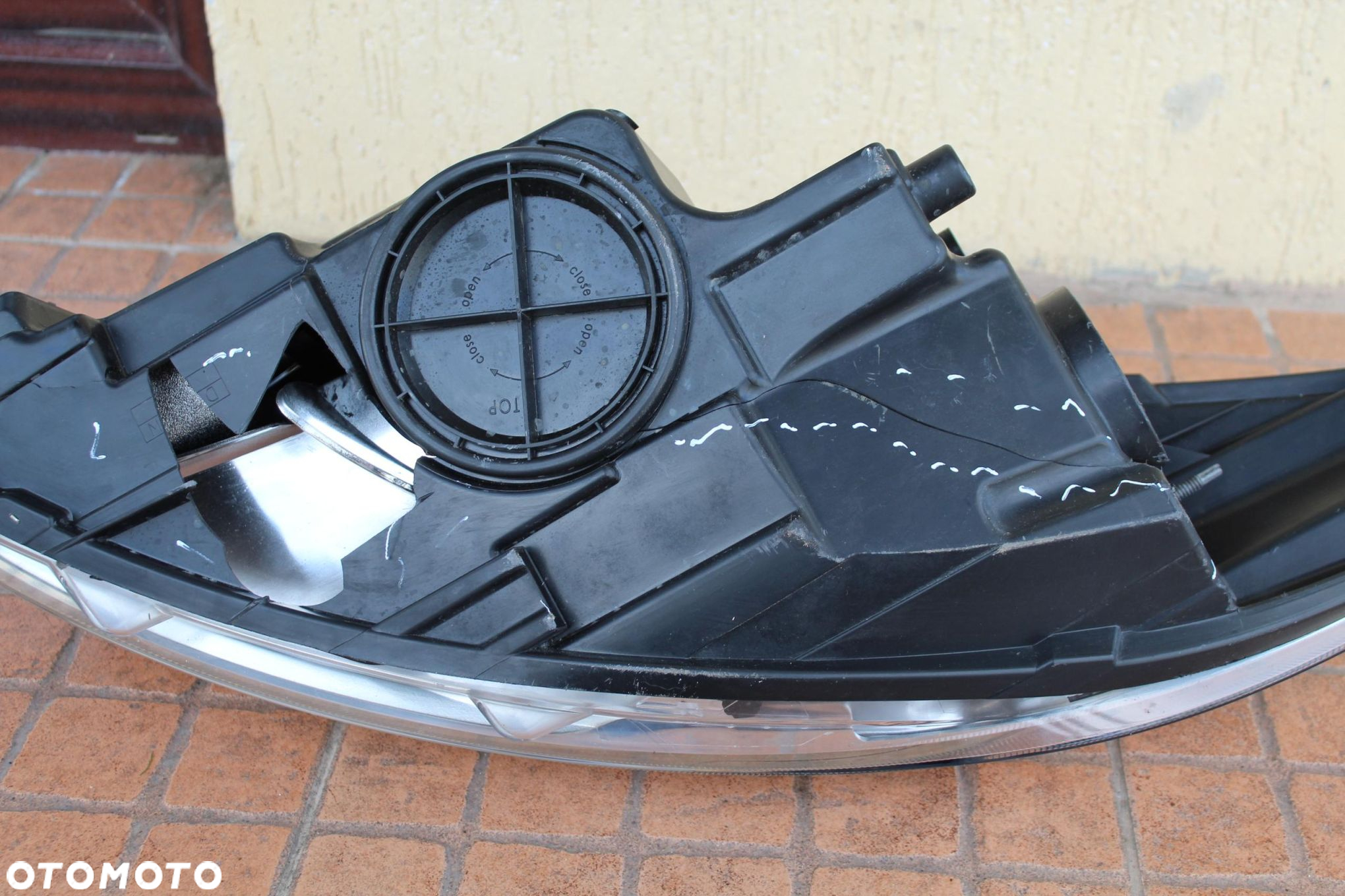 LAMPA PRAWY PRZÓD FORD FIESTA MK7 1EL247045-36II - 4