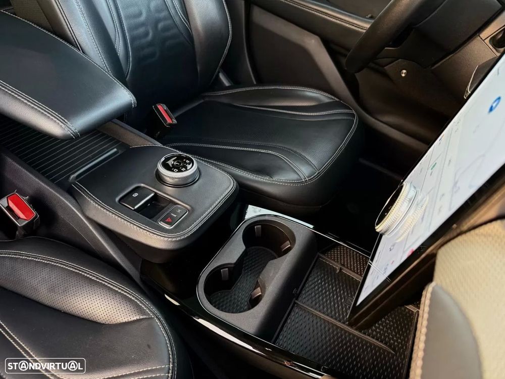 Ford Mustang Mach-E Standard - 10