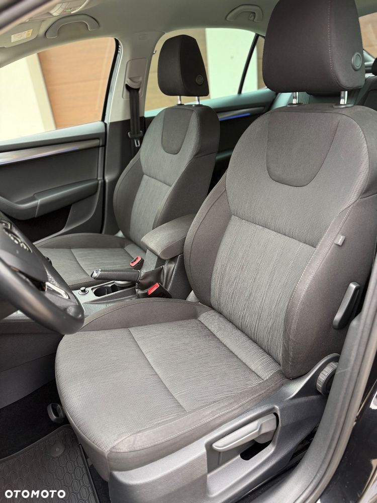 Skoda Octavia ver-1-4-tsi-style - 22