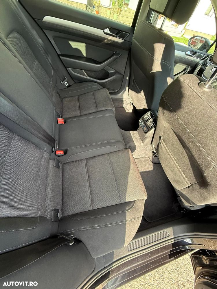 Volkswagen Passat Variant 2.0 TDI Comfortline - 17