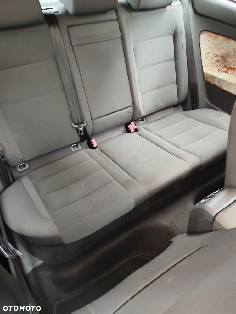 Volkswagen Golf 1.9 TDI Trendline - 6